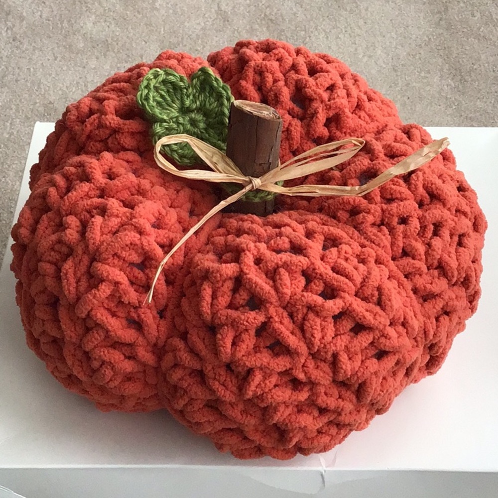 Handcrafted Fall Pumpkin - Medium